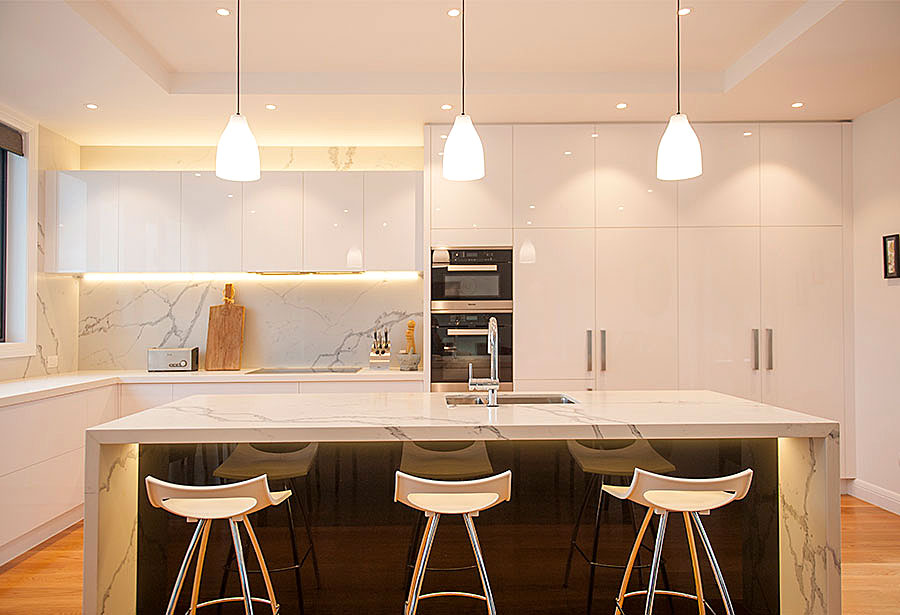 Black and white contemporary L Shape Island Kitchen
