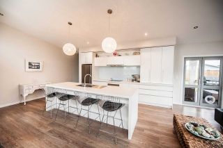 Custom built kitchen by Dimax Whitianga