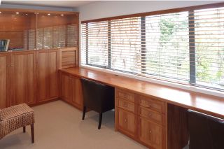 Custom Built-in Desk Furniture