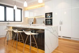 Custom built kitchen by Dimax Whitianga