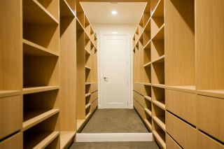 Dimax Walk-in Wardrobe