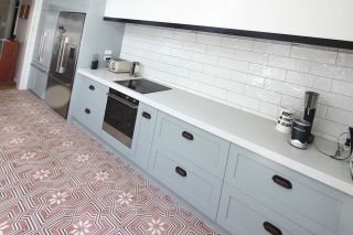 Custom built kitchen by Dimax Whitianga