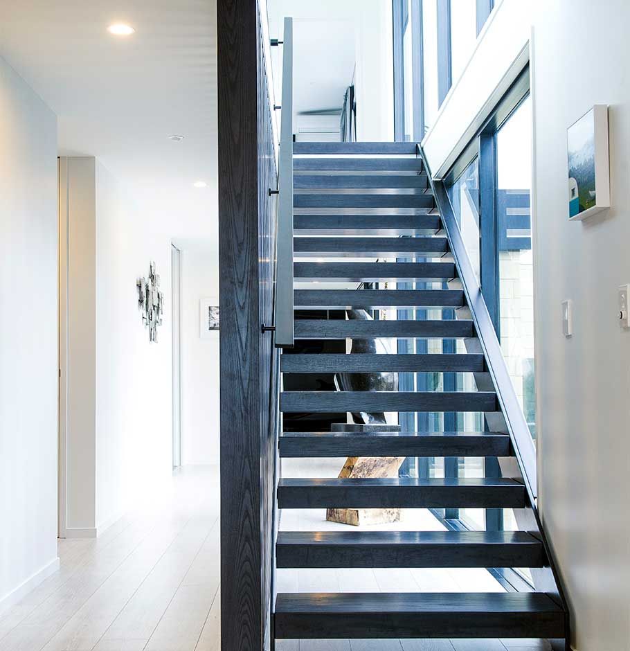 Bespoke stairs and ballustrade